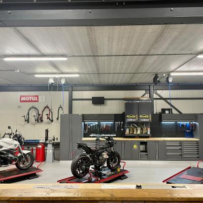 Linders Motoren 9